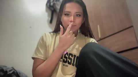 black_fairyxxx online show from October 26, 9:47 pm