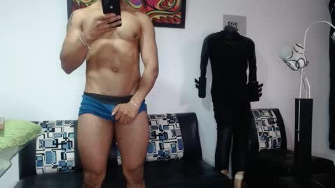 black_hot26 online show from September 17, 4:54 pm