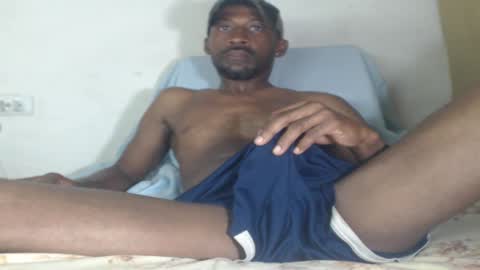 Snapshot of black_latin2728 chatting on March 6, 6:19 am alexander online show from March 6, 6:19 am