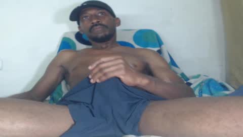Snapshot of black_latin2728 chatting on February 16, 5:37 am alexander online show from February 16, 5:37 am