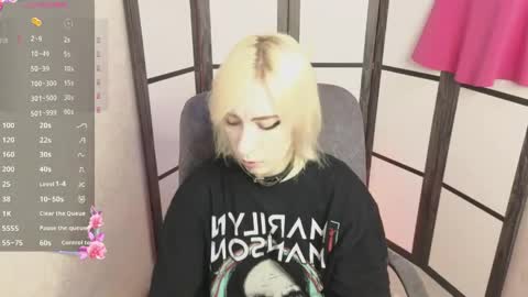 Emily online show from June 9, 8:25 am