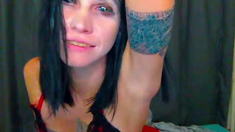 Kristin online show from February 7, 12:02 am