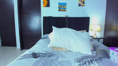 black_treassure online show from March 1, 1:21 am