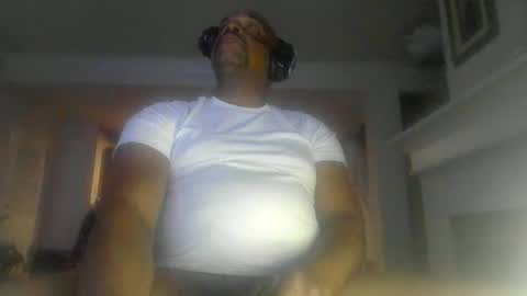 Snapshot of blackdaddycock69 chatting on October 1, 4:11 am blackdaddycock69 online show from October 1, 4:11 am
