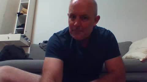Snapshot of blackdog71 chatting on February 8, 11:55 am blackdog71 online show from February 8, 11:55 am