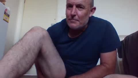 Snapshot of blackdog71 chatting on February 27, 7:19 am blackdog71 online show from February 27, 7:19 am