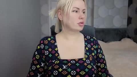 blackeyes11 online show from November 10, 1:41 am