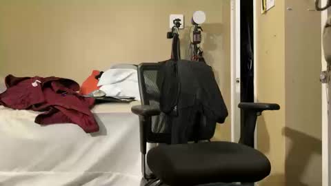 Snapshot of blackjag107 chatting on October 17, 7:34 am blackjag107 online show from October 17, 7:34 am