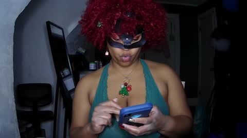 Queen Siren online show from December 14, 12:11 am