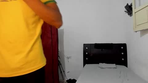 blade_15 online show from January 16, 11:14 pm