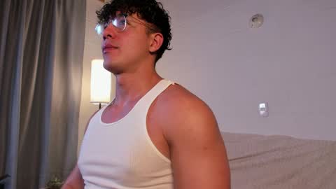 Blake Levi  Independent Model online show from January 3, 1:05 am