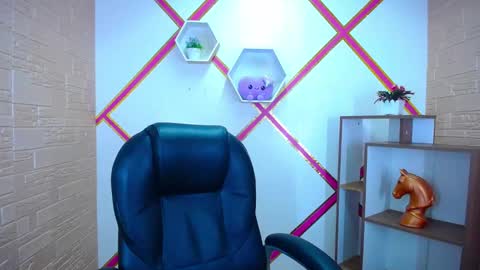 MY NAME ISBLAKE online show from November 21, 7:12 pm