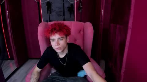Snapshot of blalz_vok chatting on October 13, 8:33 pm Blaiz online show from October 13, 8:33 pm