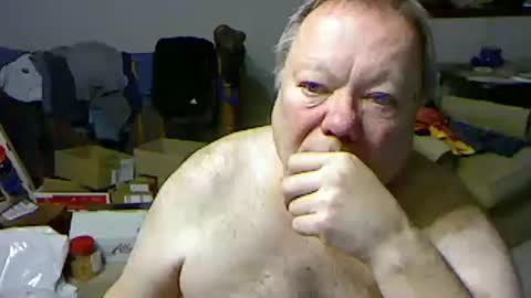 Snapshot of blemon32 chatting on February 25, 1:32 pm Bob online show from February 25, 1:32 pm