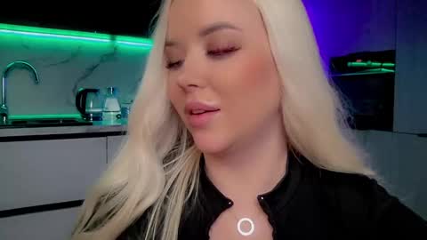 Lana online show from February 24, 6:05 am