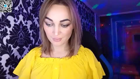 Meryem online show from December 1, 2:04 pm