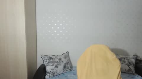 Mr Blond online show from December 4, 8:45 pm