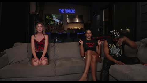 blondefoxsilverfox online show from October 4, 1:47 am