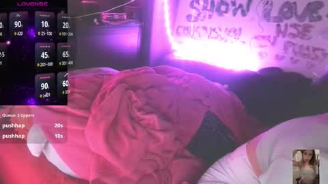 Bubbles online show from October 25, 10:58 am