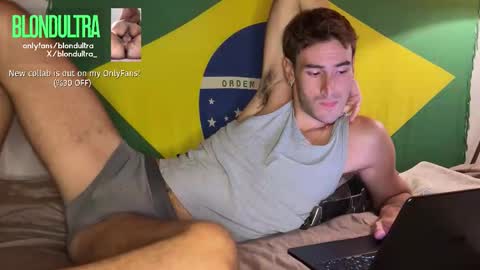 Snapshot of blondultra chatting on September 22, 8:46 pm blondultra online show from September 22, 8:46 pm