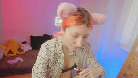 Bloom online show from March 1, 1:26 pm