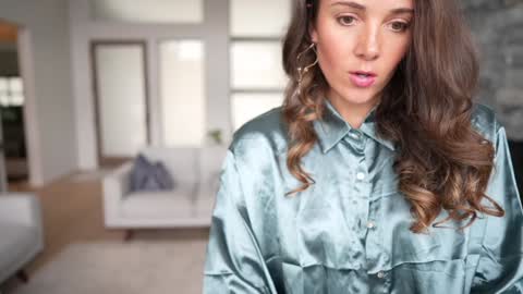 Emma Bloom online show from January 12, 8:36 pm