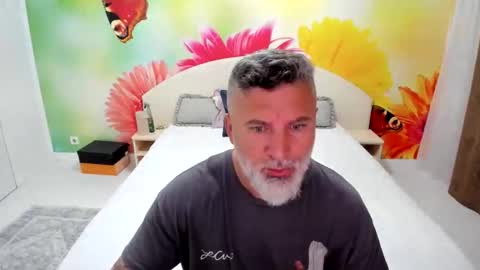 Nico online show from November 18, 4:32 pm