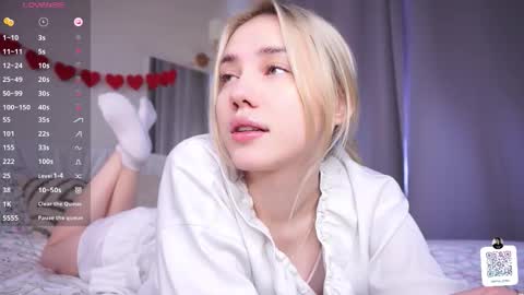 Adeline online show from February 26, 6:50 am