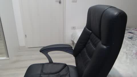 Juliet online show from January 7, 6:13 pm