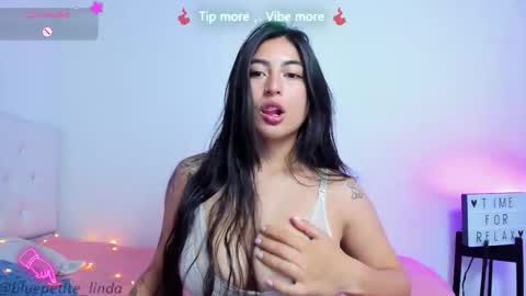 Linda  online show from February 17, 3:33 pm