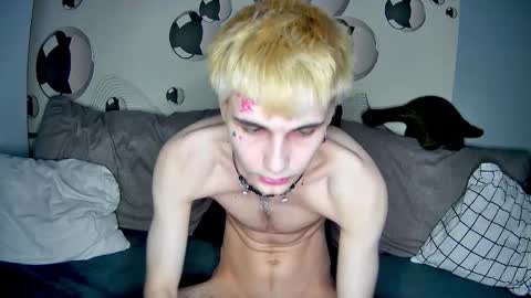 SONNYVAN online show from March 8, 1:37 pm