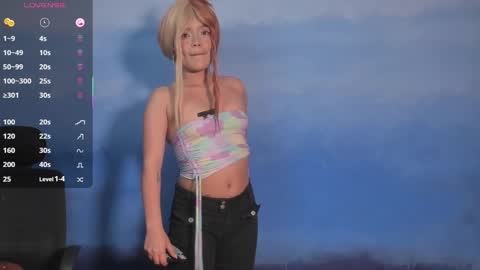 Blue online show from November 18, 6:16 am