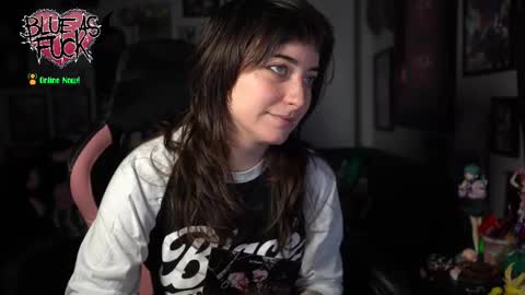 Blue online show from December 16, 2:19 am