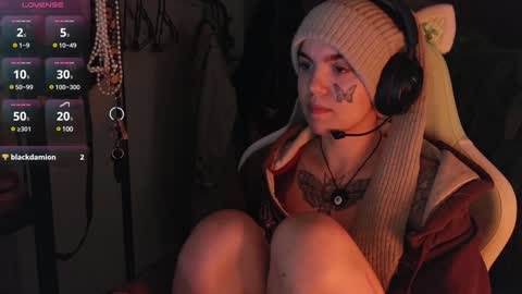 Blue online show from January 9, 6:17 am