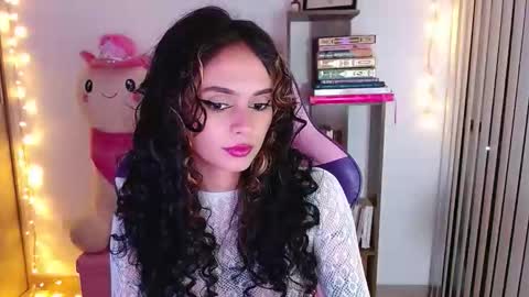 Im Abril .. Nice to meet you  thumb up me please its important  INDEPENDENT MODEL online show from February 18, 1:38 am