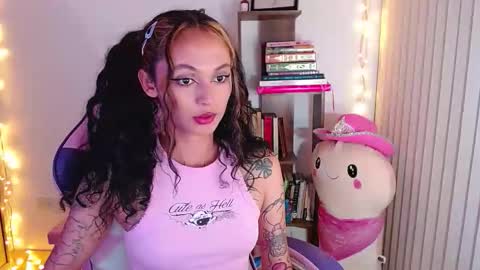 Im Abril .. Nice to meet you  thumb up me please its important  INDEPENDENT MODEL online show from September 22, 12:59 am