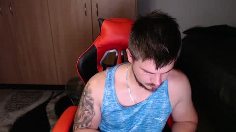 Snapshot of blueeyeboy0 chatting on February 6, 7:40 pm blueeyeboy0 online show from February 6, 7:40 pm