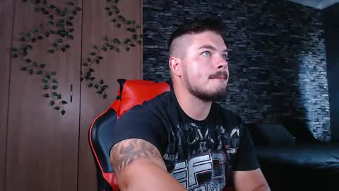 blueeyeboy0 online show from March 18, 7:58 am