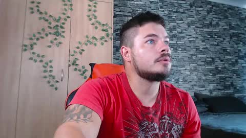 blueeyeboy0 online show from March 27, 9:10 am