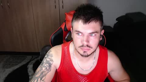 Snapshot of blueeyeboy0 chatting on January 24, 9:58 pm blueeyeboy0 online show from January 24, 9:58 pm