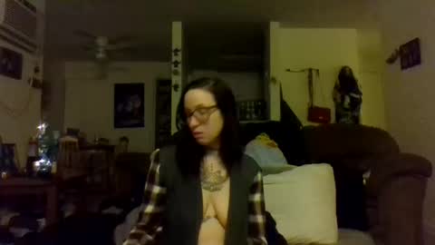 Blueeyedbeauty online show from December 18, 12:39 am