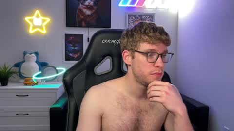 blueeyedtallguy online show from December 2, 9:30 am