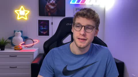 blueeyedtallguy online show from December 3, 1:03 am