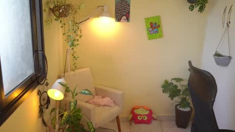Snapshot of bluemysticlady chatting on March 2, 1:05 pm FLORAA online show from March 2, 1:05 pm