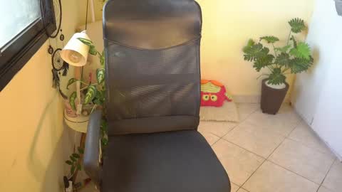 Snapshot of bluemysticlady chatting on March 2, 10:03 am FLORAA online show from March 2, 10:03 am