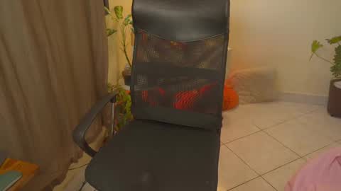 Snapshot of bluemysticlady chatting on September 30, 3:00 pm FLORAA online show from September 30, 3:00 pm