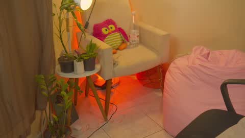 Snapshot of bluemysticlady chatting on September 22, 12:09 pm FLORAA online show from September 22, 12:09 pm
