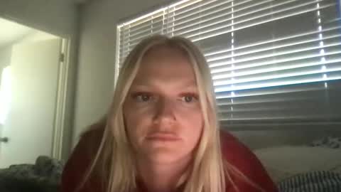 blueyebabyxoxo online show from April 17, 11:18 pm