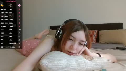 Snapshot of blush_lover chatting on September 15, 10:28 am Kate online show from September 15, 10:28 am