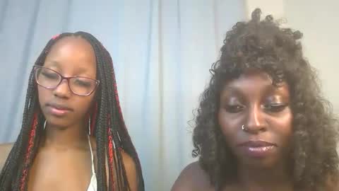 Belle online show from November 10, 9:28 pm